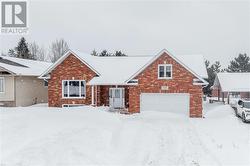 423 Cote Boulevard Hanmer, ON P3P 1N8