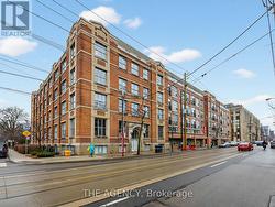 214 - 955 QUEEN STREET W  Toronto, ON M6J 3X5