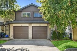 52 - 1131 SANDHURST CIRCLE  Toronto, ON M1V 1V5