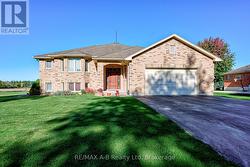 194 STATION ROAD Perth South (Sebringville), ON N0K 1X0