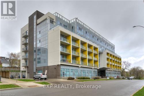 607 - 257 HEMLOCK STREET  Waterloo, ON N2L 3R4