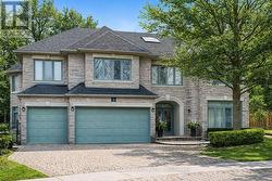51 BOWAN COURT Toronto, ON M2K 3A7