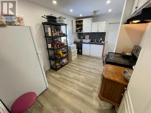 547 Montrave Avenue, Oshawa, ON - Indoor