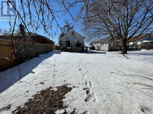 547 Montrave Avenue, Oshawa, ON - Outdoor