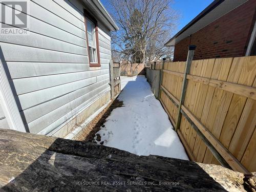 547 Montrave Avenue, Oshawa, ON - Outdoor With Exterior
