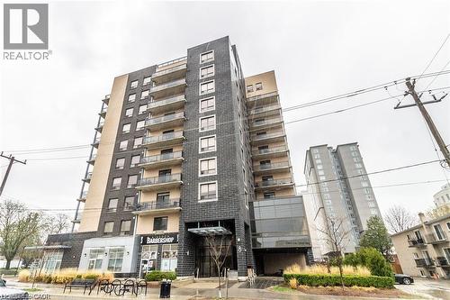 8 HICKORY Street Unit# 1002  Waterloo, ON N2L 3H6