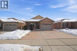 34 TALLMAN Street  Stoney Creek, ON L8E 5Y2