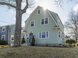 1050 Greenwood Avenue  Halifax, NS B3H 3L2