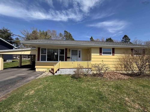 43 Maple Boulevard, Bible Hill, NS 