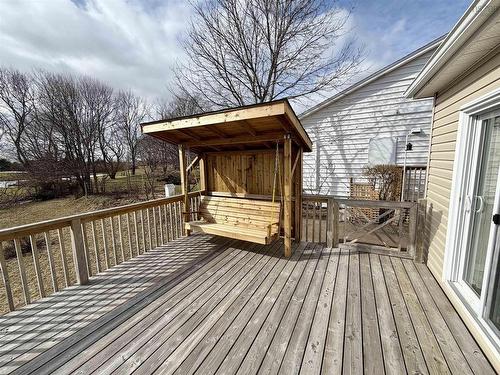 80 Roosevelt Avenue, Truro, NS 