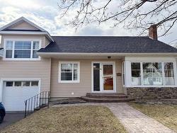 80 Roosevelt Avenue  Truro, NS B2N 1B6