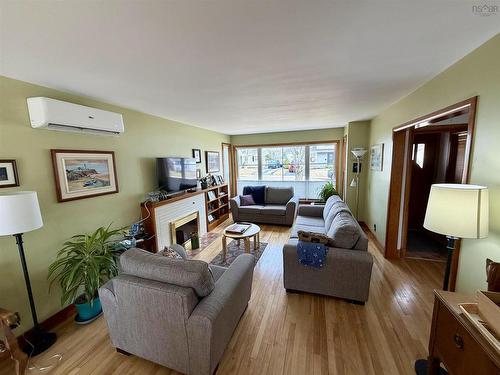 80 Roosevelt Avenue, Truro, NS 