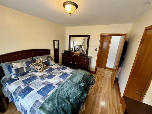 80 Roosevelt Avenue, Truro, NS 