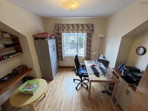 80 Roosevelt Avenue, Truro, NS 