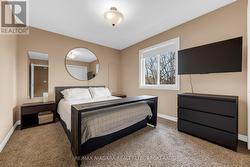 bedroom in apartment above the garage - 