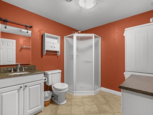 32 Garden Court Terrace, Dartmouth, NS - Indoor Photo Showing Bathroom