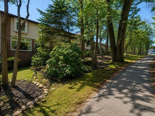 32 Garden Court Terrace, Dartmouth, NS - Outdoor