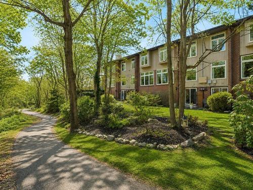 32 Garden Court Terrace, Dartmouth, NS - Outdoor