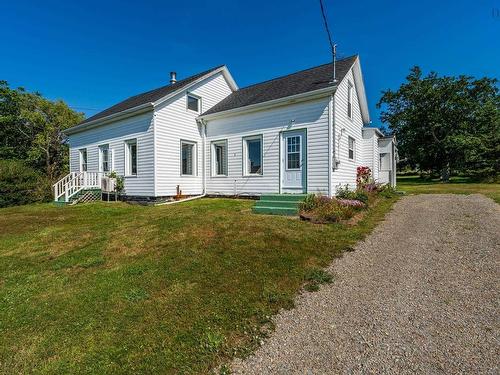 1900 Highway 1, Church Point, NS 