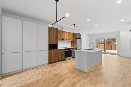 Dining Room - 6635 Rue D'Iberville, Montréal (Rosemont/La Petite-Patrie), QC - Indoor Photo Showing Kitchen