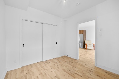 Master Bedroom - 6635 Rue D'Iberville, Montréal (Rosemont/La Petite-Patrie), QC - Indoor Photo Showing Other Room