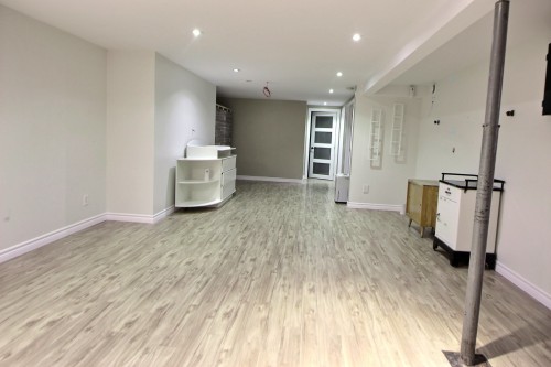 Family Room - 72 8E Avenue E., Amos, QC - Indoor