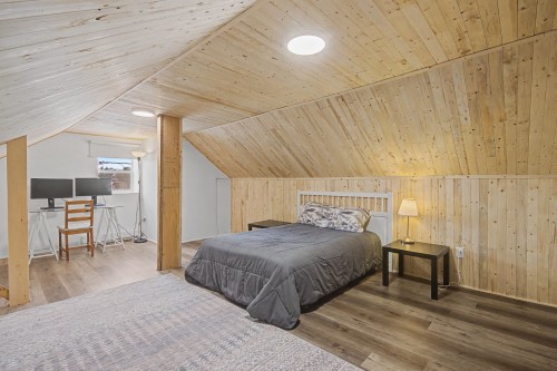 Chambre à coucher - 16 Rue St-Georges, Chambly, QC - Indoor Photo Showing Bedroom