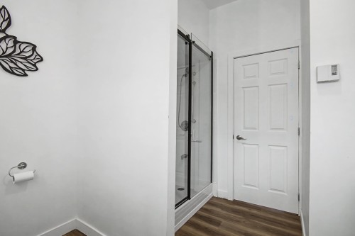 Salle de bains - 16 Rue St-Georges, Chambly, QC - Indoor Photo Showing Other Room