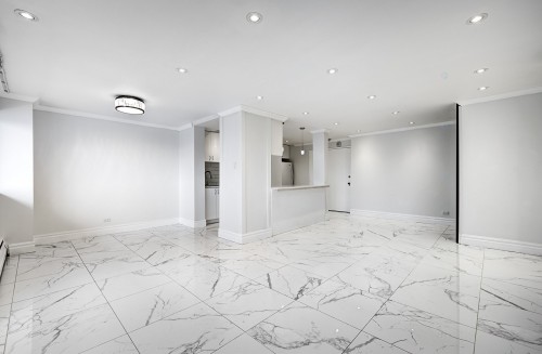 Salon - 509-5720 Boul. Cavendish, Côte-Saint-Luc, QC - Indoor Photo Showing Other Room