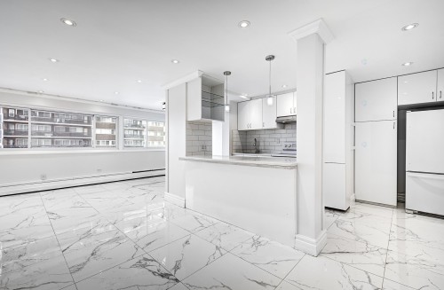 Cuisine - 509-5720 Boul. Cavendish, Côte-Saint-Luc, QC - Indoor Photo Showing Kitchen
