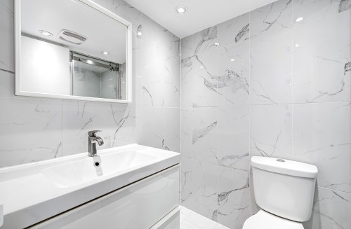 Salle de bains - 509-5720 Boul. Cavendish, Côte-Saint-Luc, QC - Indoor Photo Showing Bathroom
