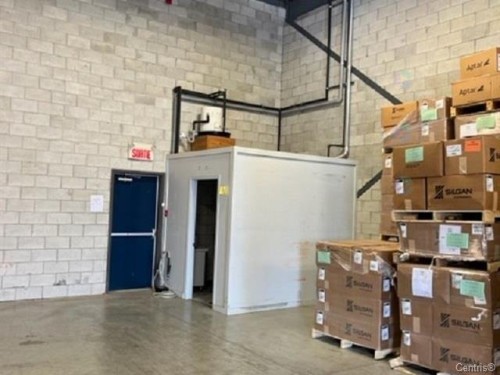 Entrepôt - 829 Rue Moeller, Granby, QC - Indoor