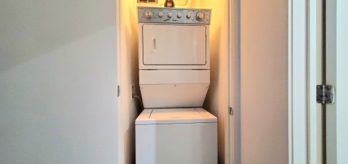 Laundry - 1102-405 Rue De La Concorde, Montréal (Ville-Marie), QC - Indoor Photo Showing Laundry Room