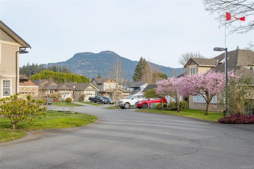 1-3085 Sherman Rd, Duncan, BC 