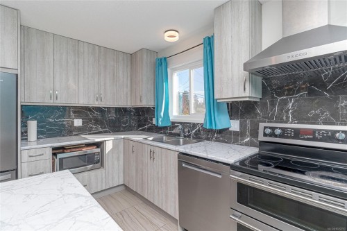 9384 Chemainus Rd, Chemainus, BC 