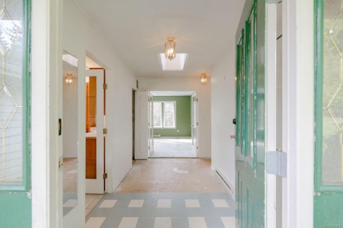 4935 Langtry Rd, Duncan, BC 