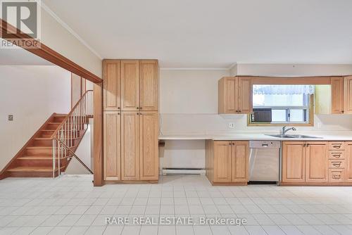 2348 Denise Road, Mississauga, ON - Indoor Photo Showing Kitchen With Double Sink