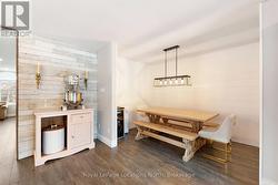 COZY DINING AREA - 
