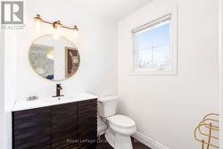 SEMI ENSUITE - 