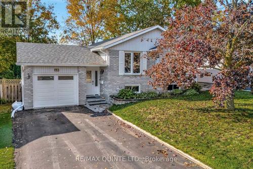 10 LORAINE AVENUE  Quinte West (Trenton Ward), ON K8V 6M1