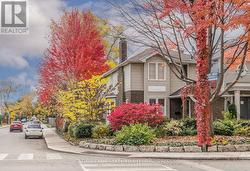 205 CRANBROOKE AVENUE Toronto, ON M5M 1M8