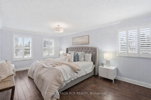 2 Meyer Circle, Markham, ON - Indoor Photo Showing Bedroom