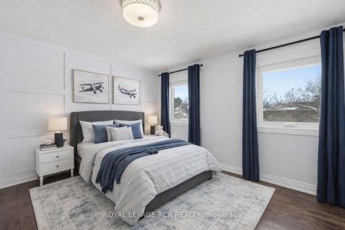 2 Meyer Circle, Markham, ON - Indoor Photo Showing Bedroom