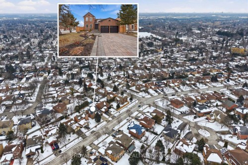 2 Meyer Circle, Markham, ON - Outdoor With View