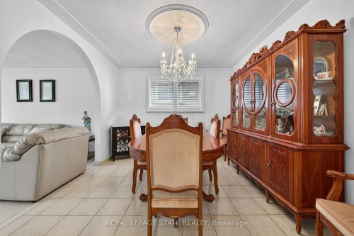 15 Fairington Crescent, Hamilton, ON - Indoor