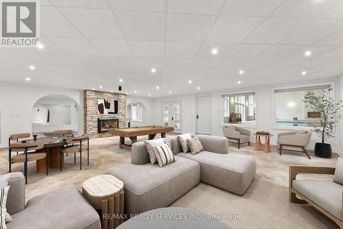 546 Conservation Drive, Brampton, ON - Indoor Photo Showing Living Room