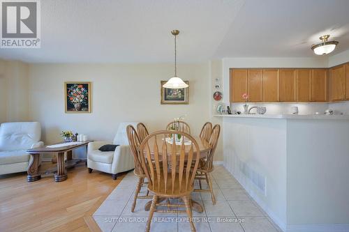 3077 Caulfield Crescent, Mississauga, ON - Indoor Photo Showing Dining Room