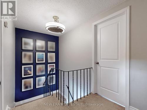 7189 Joliette Crescent, Mississauga, ON - Indoor Photo Showing Other Room