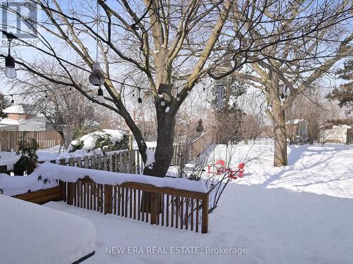 7189 Joliette Crescent, Mississauga, ON - Outdoor