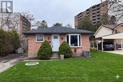 63 DUNDEE COURT  London South (South G), ON N6C 5E4